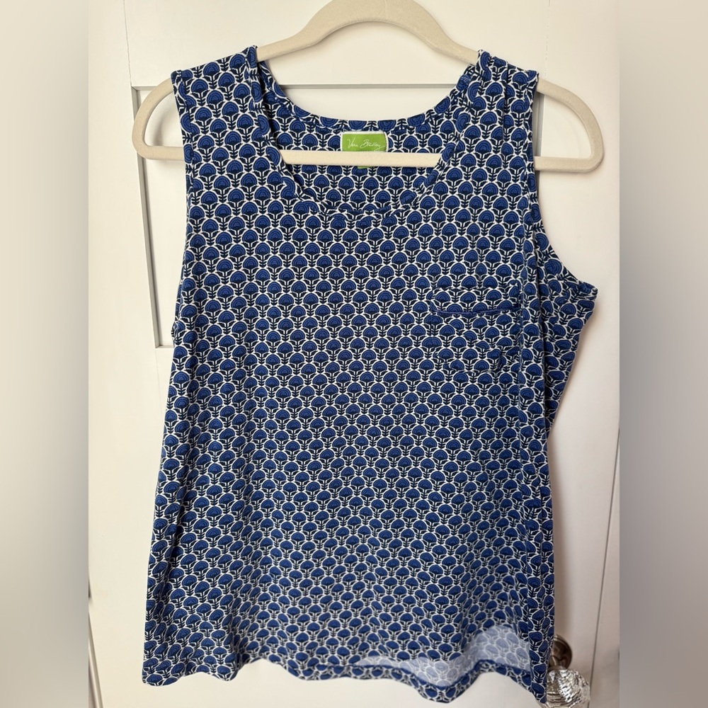 Vera Bradley Sleeveless Blue and White Patterned Women's Pajama Top size L